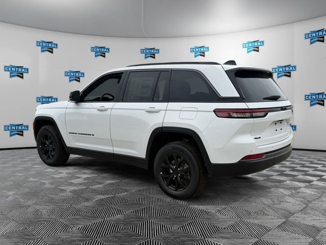 New 2026 Jeep Grand Cherokee Altitude AWD/4WD image 3