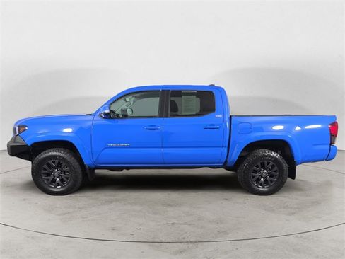 Used 2021 Toyota Tacoma SR5 image 2