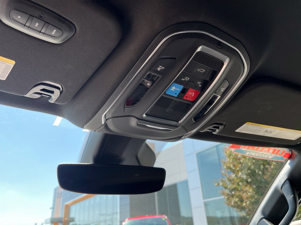 Used 2022 Jeep Wagoneer Series II RWD image 9