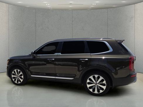 Used 2020 Kia Telluride S w/ S 8 Passenger Seating Package FWD image 8