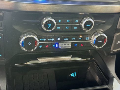 Used 2023 Ford F450 Lariat w/ Lariat Ultimate Package image 17