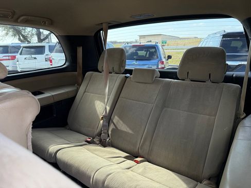 Used 2019 Toyota Sequoia SR5 RWD image 15