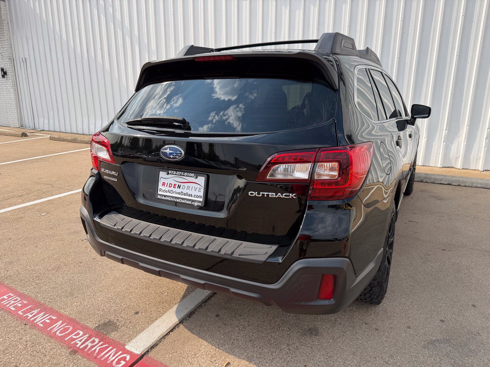 Used 2018 Subaru Outback 2.5i AWD/4WD image 6