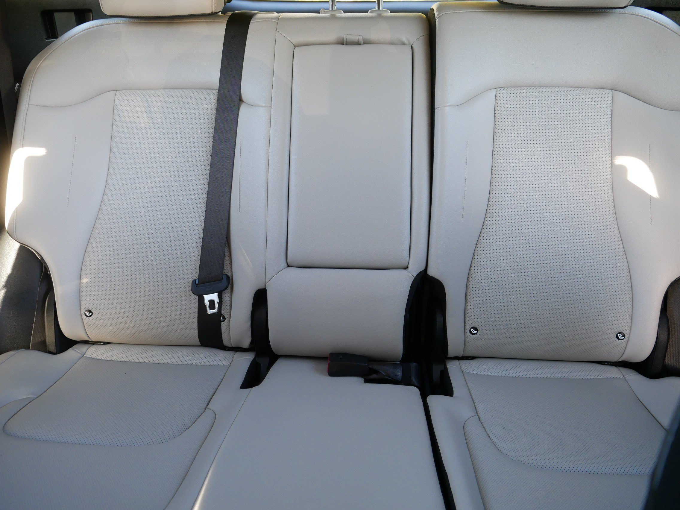 Certified 2024 Kia Sportage EX AWD/4WD image 13