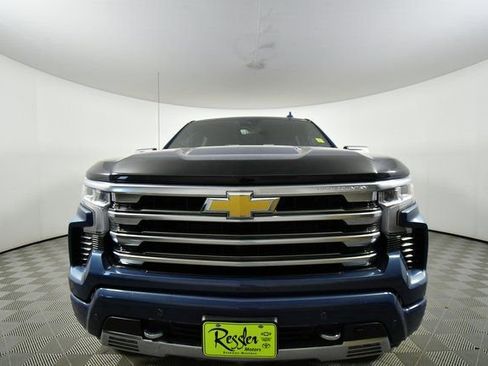 Used 2024 Chevrolet Silverado 1500 High Country w/ Technology Package image 7