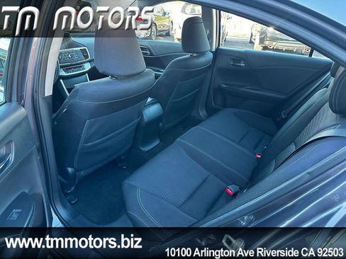 Used 2015 Honda Accord Sport image 16