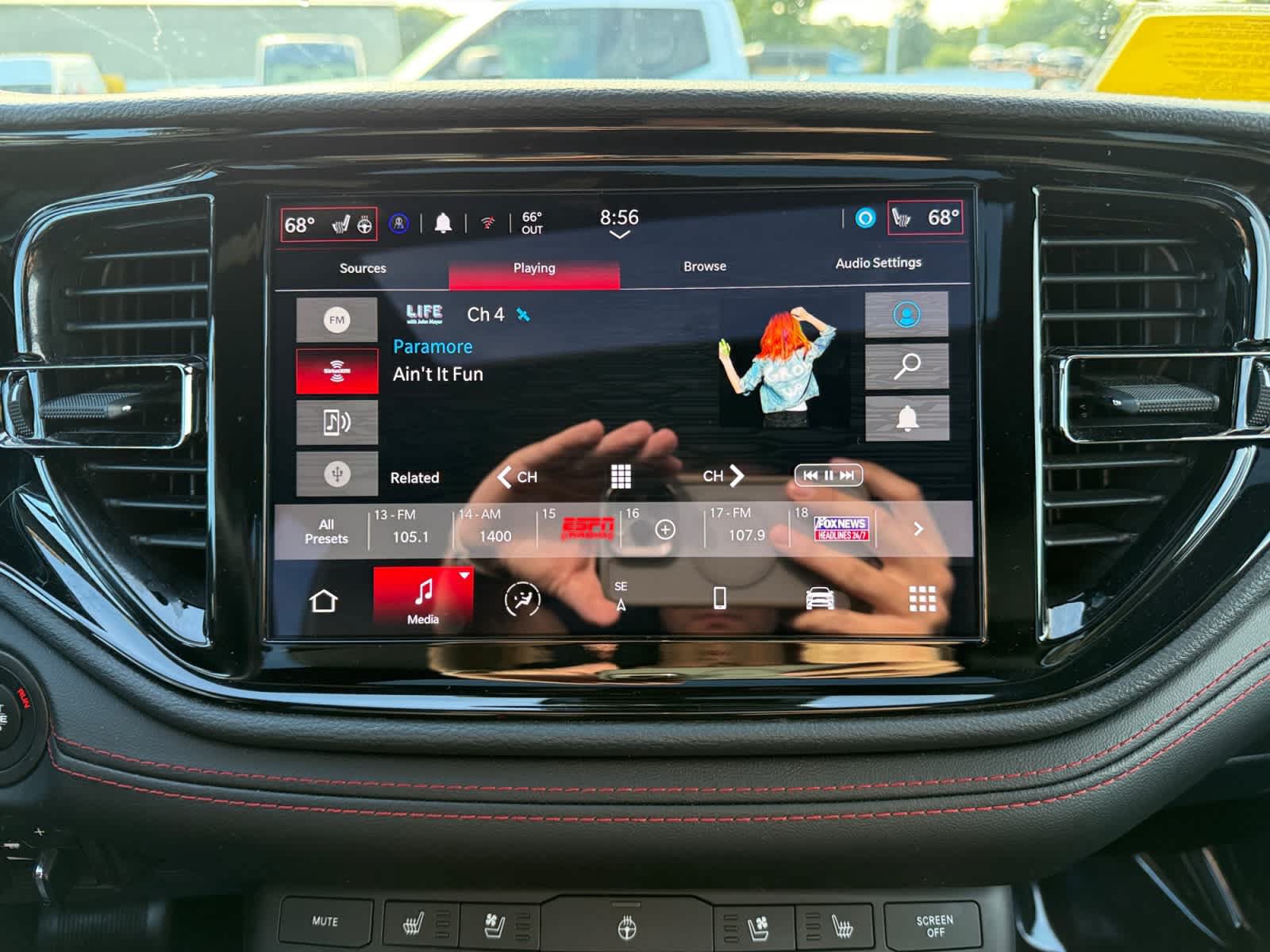 Used 2025 Dodge Durango R/T AWD/4WD image 16