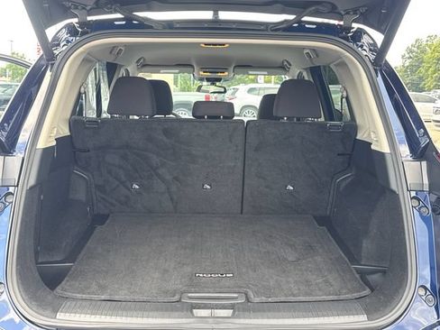 Used 2025 Nissan Rogue SV FWD image 12