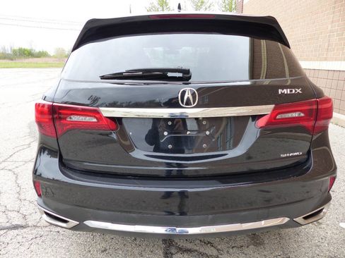 Used 2017 Acura MDX SH-AWD image 9