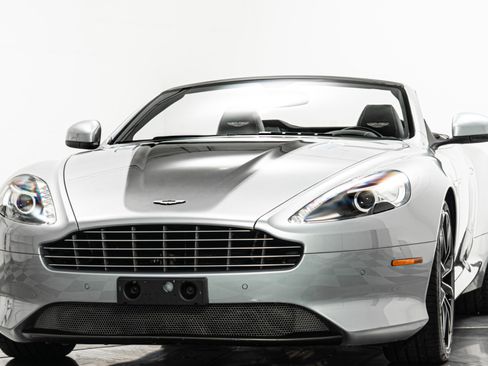 Used 2014 Aston Martin DB9 Volante image 5