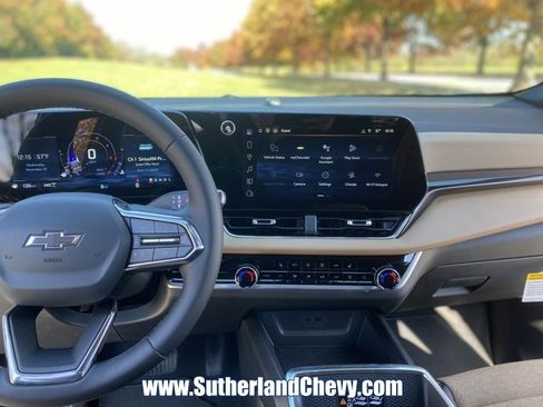 New 2026 Chevrolet Equinox ACTIV image 26