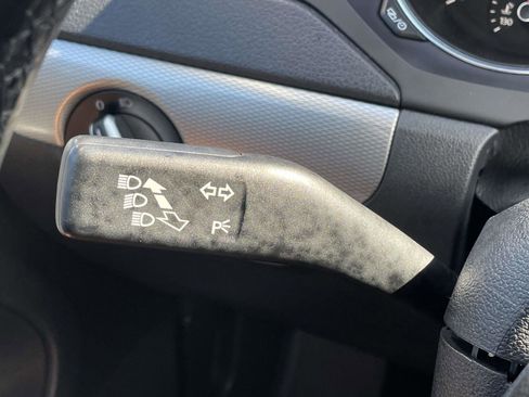 Used 2017 Volkswagen Jetta SE image 23