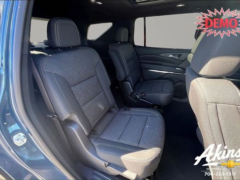 New 2026 Chevrolet Traverse LT w/ Sun and Wheel Package image 15