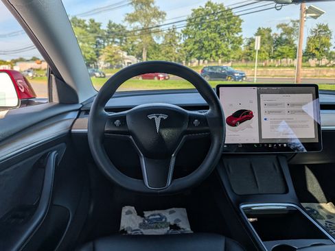Used 2022 Tesla Model 3 Long Range AWD/4WD image 31