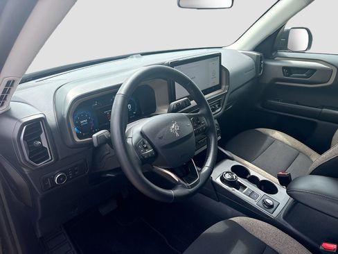 Used 2025 Ford Bronco Sport Big Bend w/ Convenience Package AWD/4WD image 9