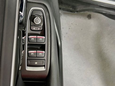 Used 2023 Subaru Outback Limited AWD/4WD image 18