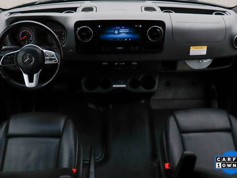 Used 2020 Mercedes-Benz Sprinter 2500 image 26