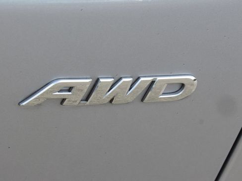 Used 2017 Honda CR-V EX-L image 9