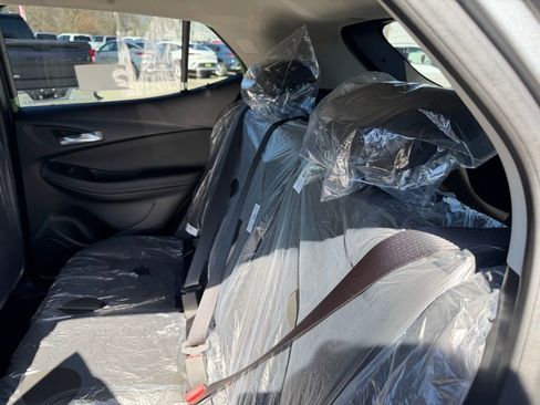 New 2026 Buick Encore GX Sport Touring image 9