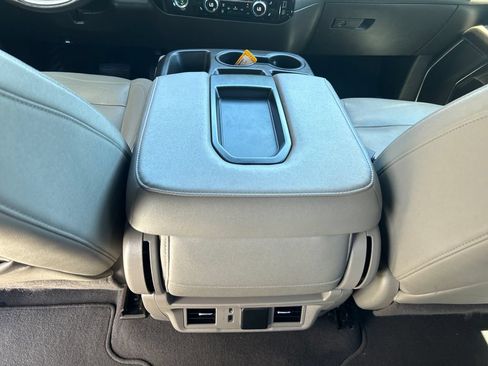 Used 2022 GMC Sierra 1500 SLT AWD/4WD image 28