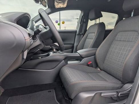 New 2026 Honda HR-V LX image 3