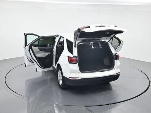 Used 2024 Chevrolet Equinox LS w/ LS Convenience Package FWD image 42