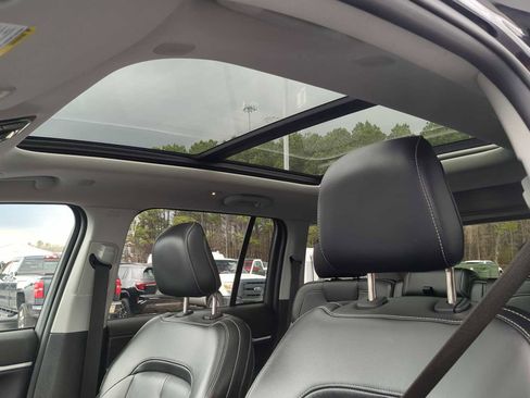 Used 2024 Jeep Grand Cherokee Limited 4xe image 23