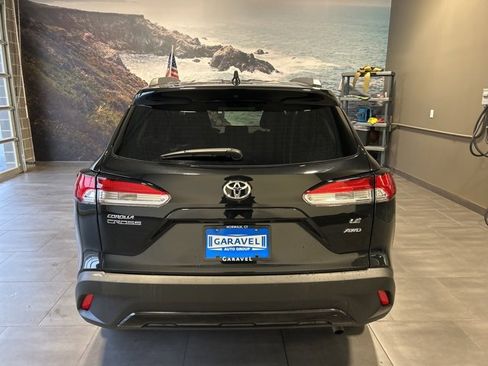 Used 2024 Toyota Corolla Cross LE image 35