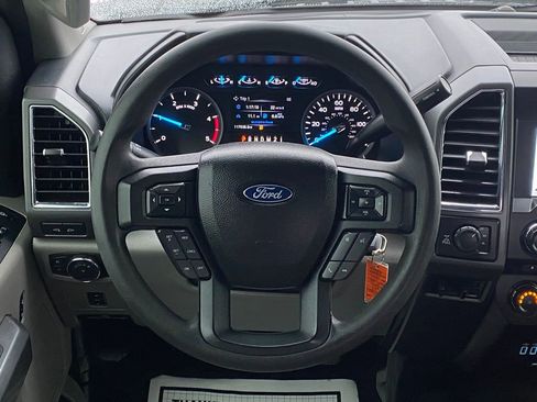 Used 2017 Ford F250 XLT w/ XLT Premium Package image 21