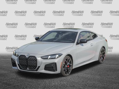 Used 2025 BMW 430i xDrive Coupe w/ M Sport Package AWD/4WD image 5