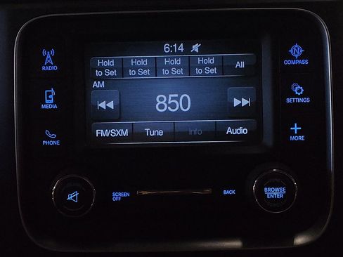 Used 2018 RAM 1500 Express image 25