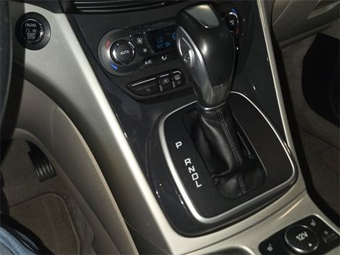 Used 2015 Ford C-MAX Energi SEL w/ Equipment Group 302A image 19