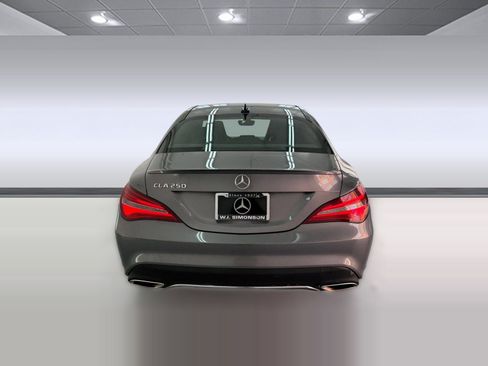Used 2018 Mercedes-Benz CLA 250 image 9