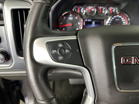 Used 2015 GMC Sierra 1500 SLE w/ SLE Value Package AWD/4WD image 11