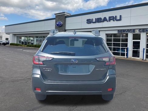 Certified 2025 Subaru Outback Premium AWD/4WD image 6