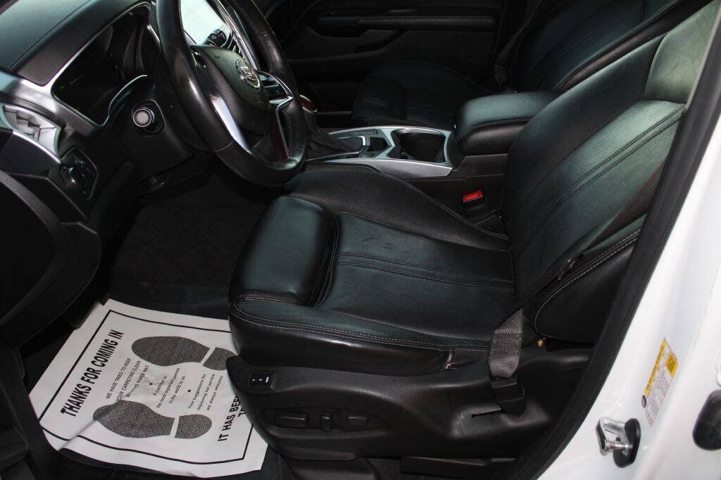 Used 2015 Cadillac SRX Luxury FWD image 10