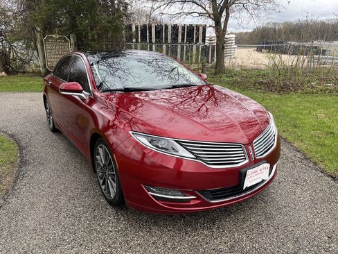 Used 2015 Lincoln MKZ Hybrid w/ Equipment Group 202A Reserve FWD image 7