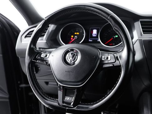Used 2021 Volkswagen Tiguan SE R-Line FWD image 21