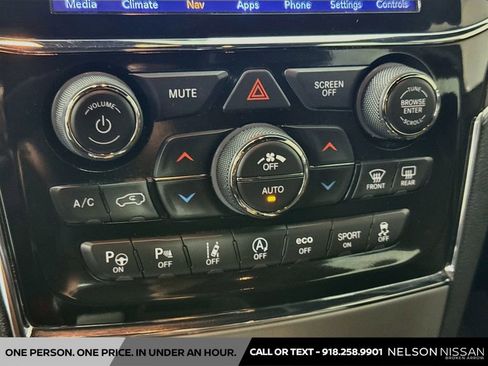 Used 2021 Jeep Grand Cherokee Limited w/ Quick Order Package 28K 80th RWD image 16