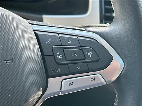 Used 2023 Volkswagen Atlas SE w/ Panoramic Sunroof Package FWD image 27