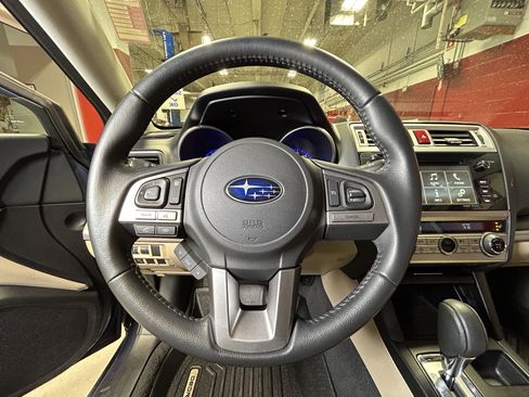 Used 2017 Subaru Legacy 2.5i Limited image 27