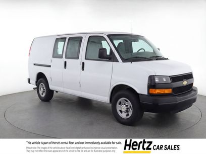 Used 2025 Chevrolet Express 3500 LT w/ LT Preferred Equipment Group