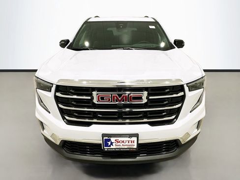 New 2026 GMC Acadia Elevation w/ Elevation Premium Package FWD image 2