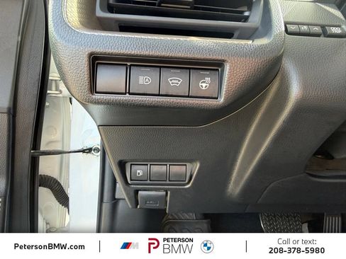 Used 2024 Toyota Prius XLE AWD/4WD image 29