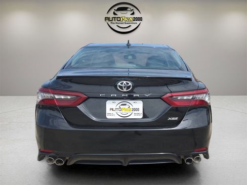 Used 2023 Toyota Camry XSE image 6