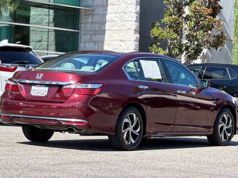 Used 2016 Honda Accord LX image 4