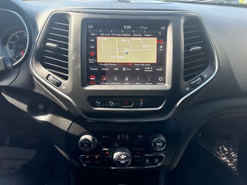 Used 2023 Jeep Cherokee Altitude Lux AWD/4WD image 21