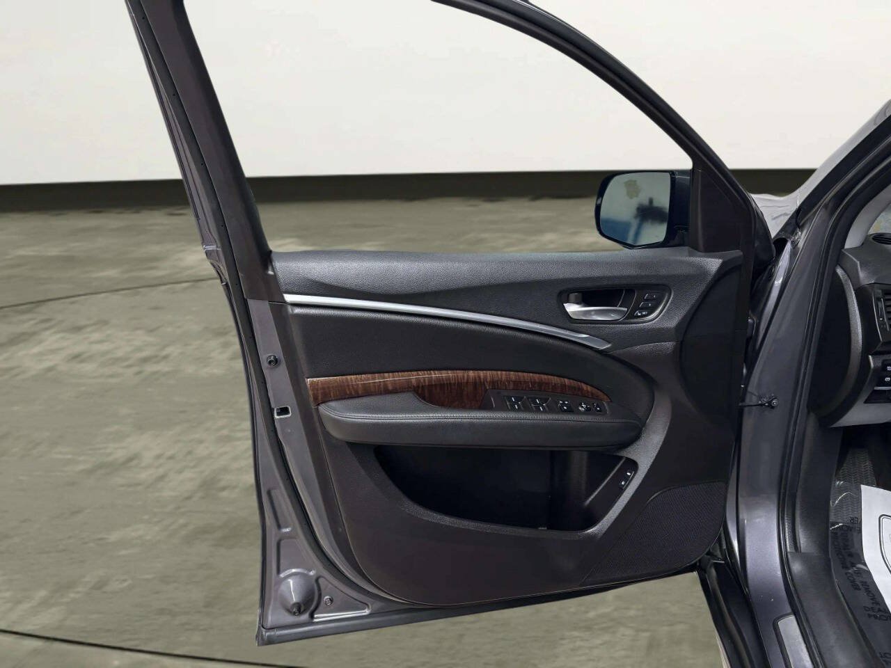 Used 2020 Acura MDX SH-AWD image 13