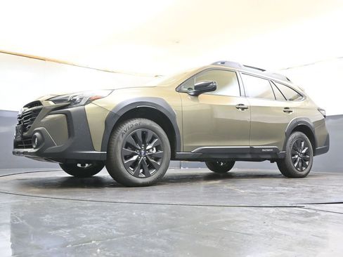 Certified 2025 Subaru Outback Onyx Edition image 30