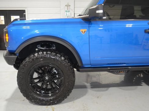 Used 2021 Ford Bronco Badlands AWD/4WD image 5
